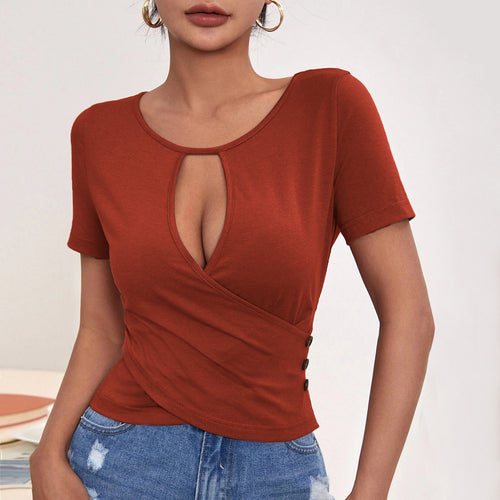 Top wrap femme avec décolleté plongeant et boutons décoratifs Chic & Stil