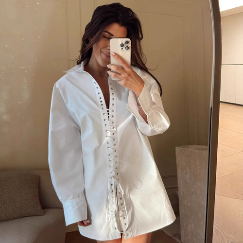 Blouse for women with elegant lacing and a modern collar Amarae