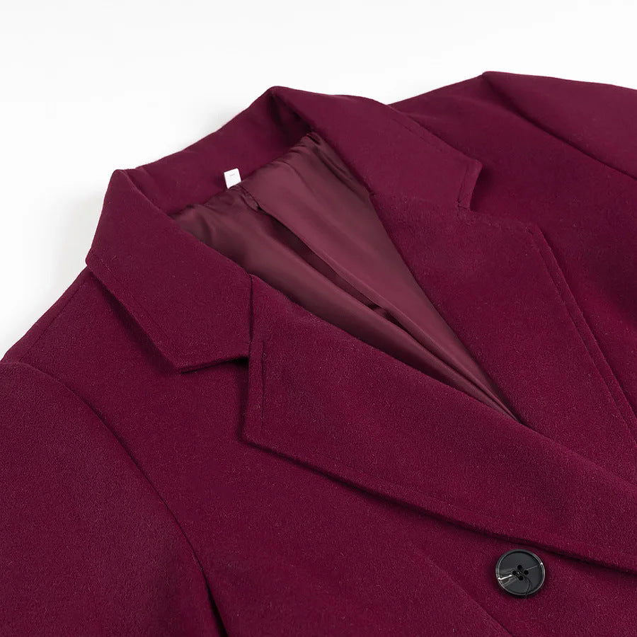 Elegant long coat with long sleeves for women in double-breasted style Lune London