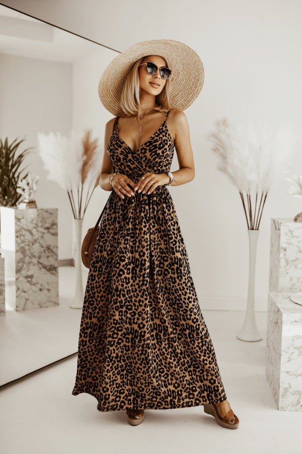 Lune London Elegant maxi dress with leopard print