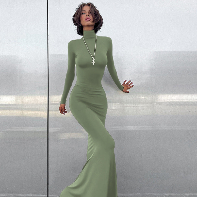 Ladies Elegant Maxi Dress with High Collar and Chic Fitted Cut