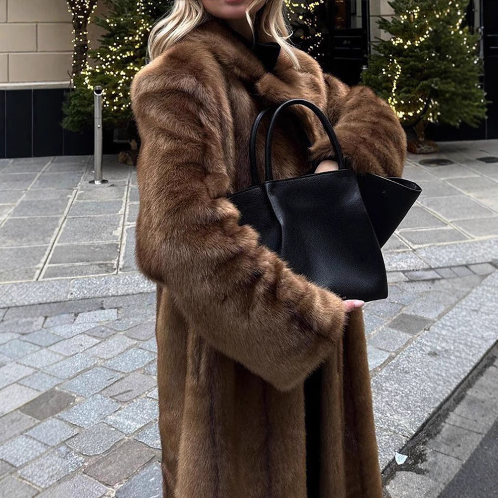 Ladies Long Faux Fur Coat with Wide Lapels and Chic Casual Cut