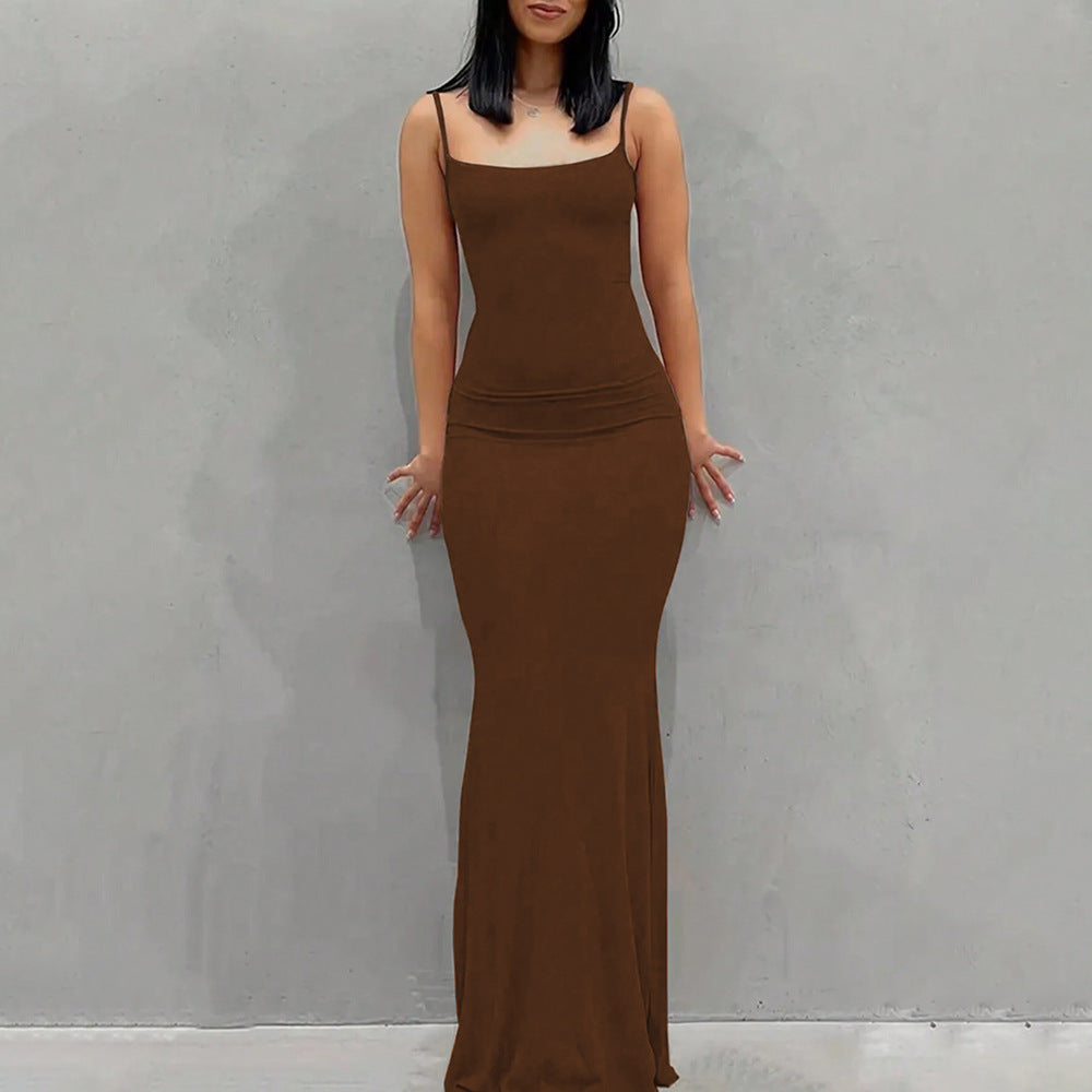Robe maxi élégante pour femme avec des fines bretelles spaghetti et une coupe fluide Chic & Stil
