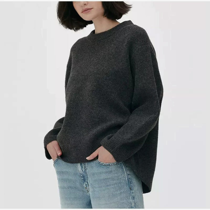 Comfortable sweater for women with boat neckline and off-shoulder Lune London