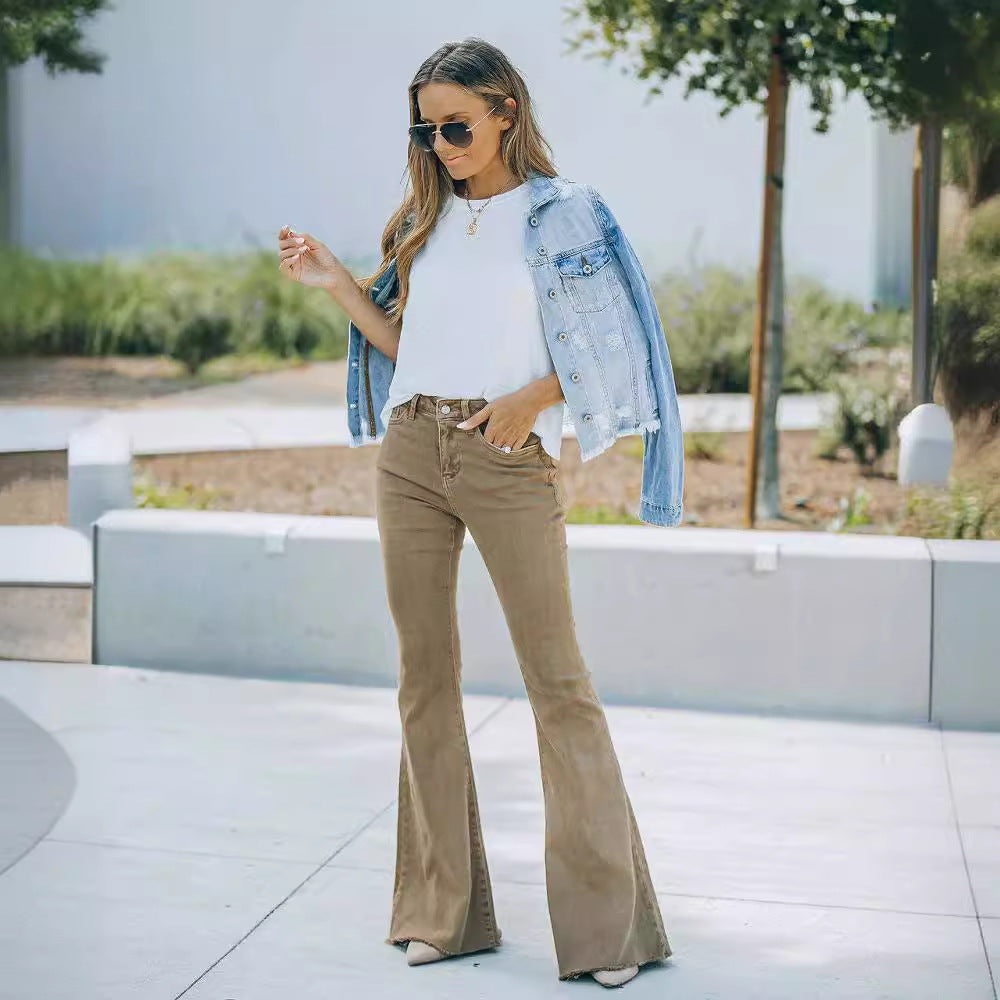 Long flared jeans for women with high waist and Chic & Stil fashionable design