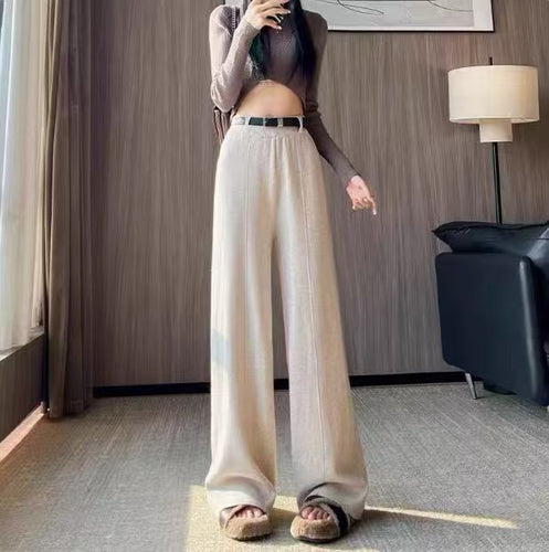 Pantalons femmes à jambes larges avec taille haute et finition soyeuse Chic & Stil