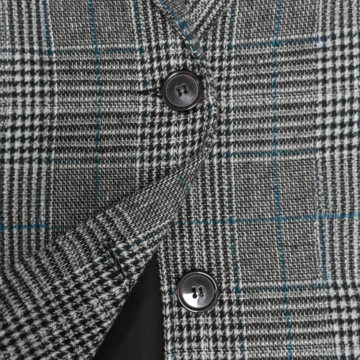 Classic fit square blazer for ladies with elegant details Lune London