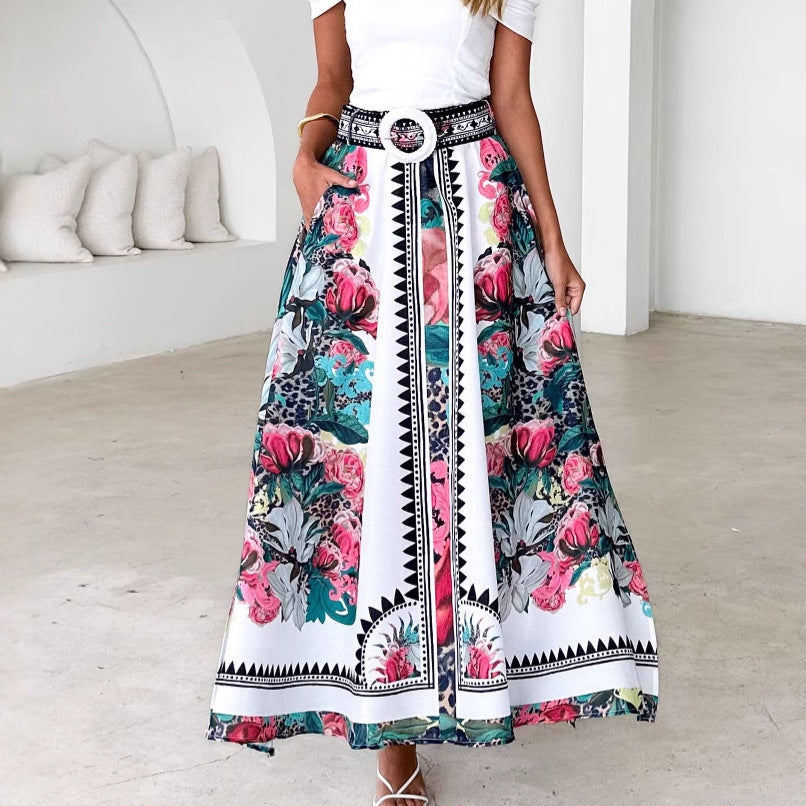 Ladies max skirt with floral pattern Lune London