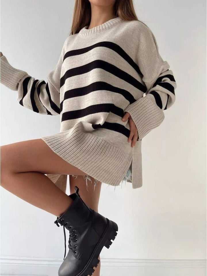 Pull en tricot surdimensionné pour femmes avec motif rayé moderne et col montant Chic & Stil