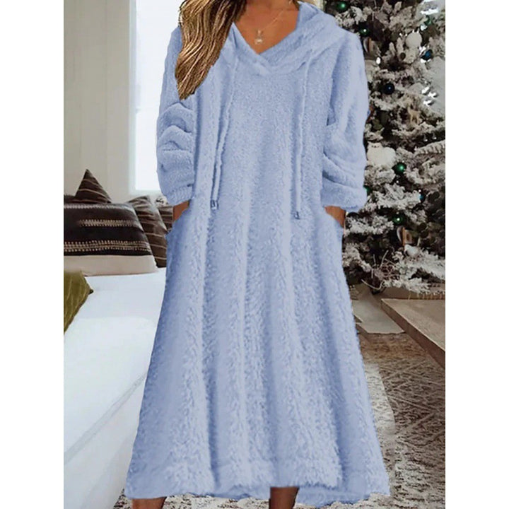 Ladies maxi dress made of teddy fleece with hood, V-neck and side pockets Amarae