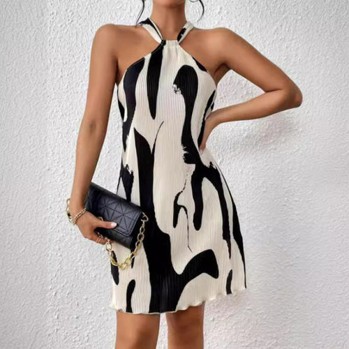 Short fashion dress for women with a refined backless design Amarae