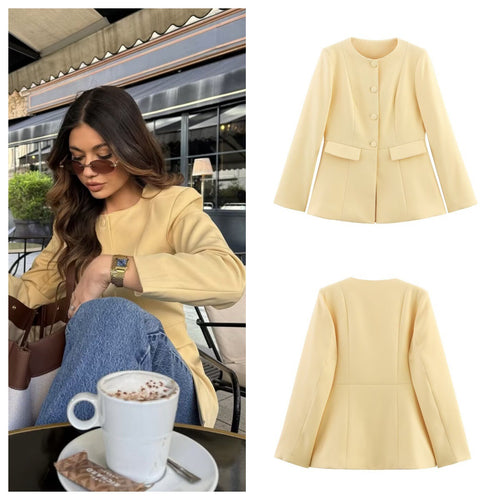 Elegant blazer jacket for women with a chic waist Amarae