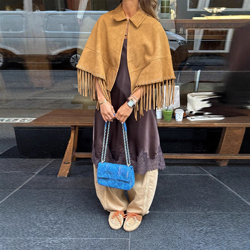 Women Fringe Cape made of Suede Imitation with Eyelets and Lapel Collar Amarae