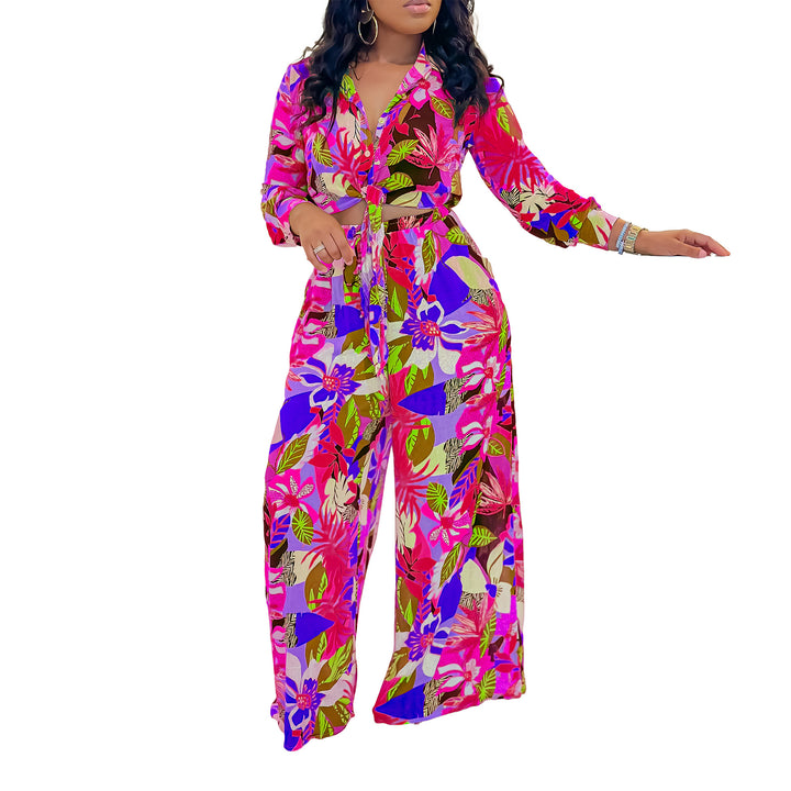 Ladies elegant jumpsuit with floral patterns and fitted cut Lune London
