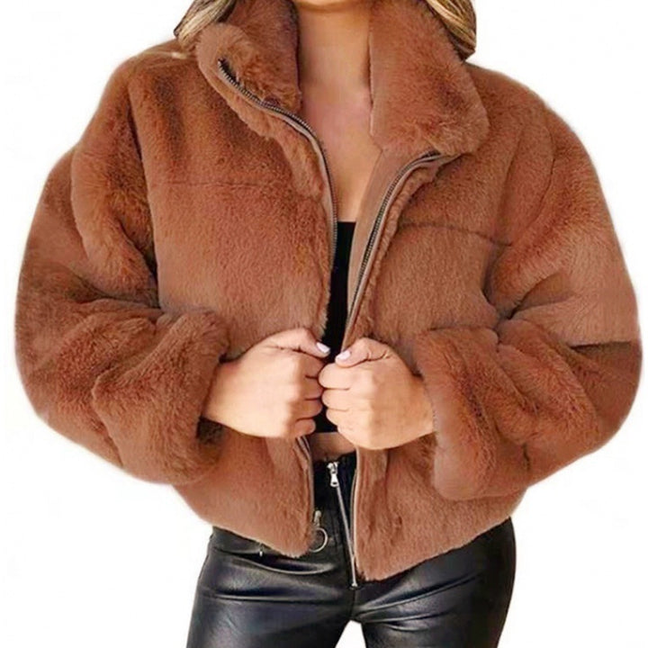 Women’s short-cut cuddly fleece quilted jacket with stand-up collar and zipper Amarae
