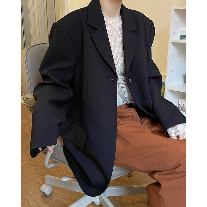 Women's Boxy Blazer made of linen blend with extended length and three-button front Amarae