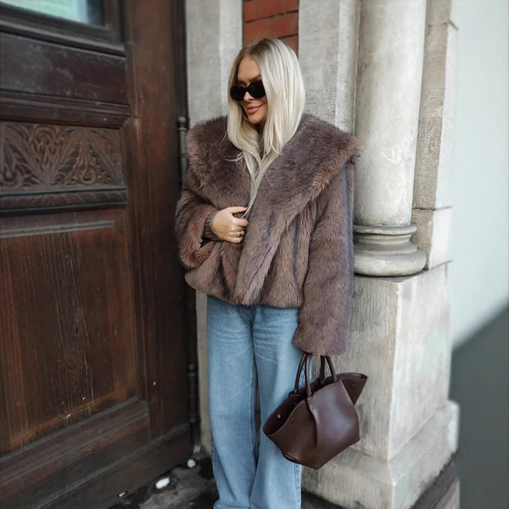 Ladies short jacket made of faux fur in a boxy fit with voluminous shawl collar Amarae