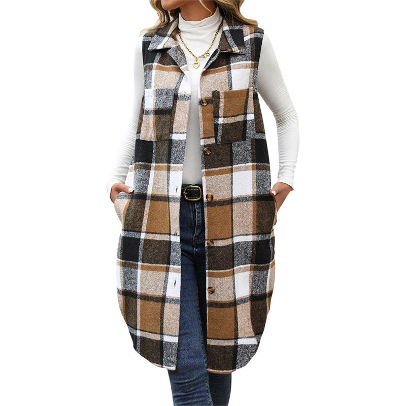 Ladies long sleeve cardigan with checked pattern and practical pockets Lune London