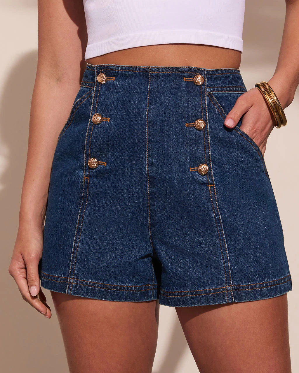 Ladies Denim Vest with Fitted Cut and Elegant Button Details Lune London