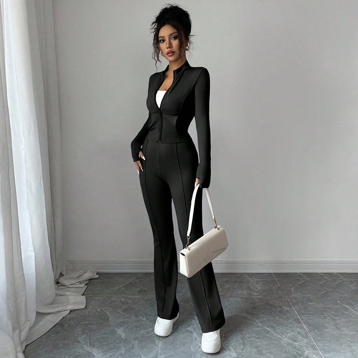 Veste de sport pour femmes avec fermeture éclair et jambes évasées Chic & Stil