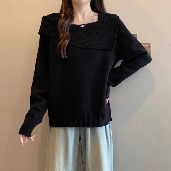 Pull féminin à la mode avec encolure asymétrique Chic & Stil