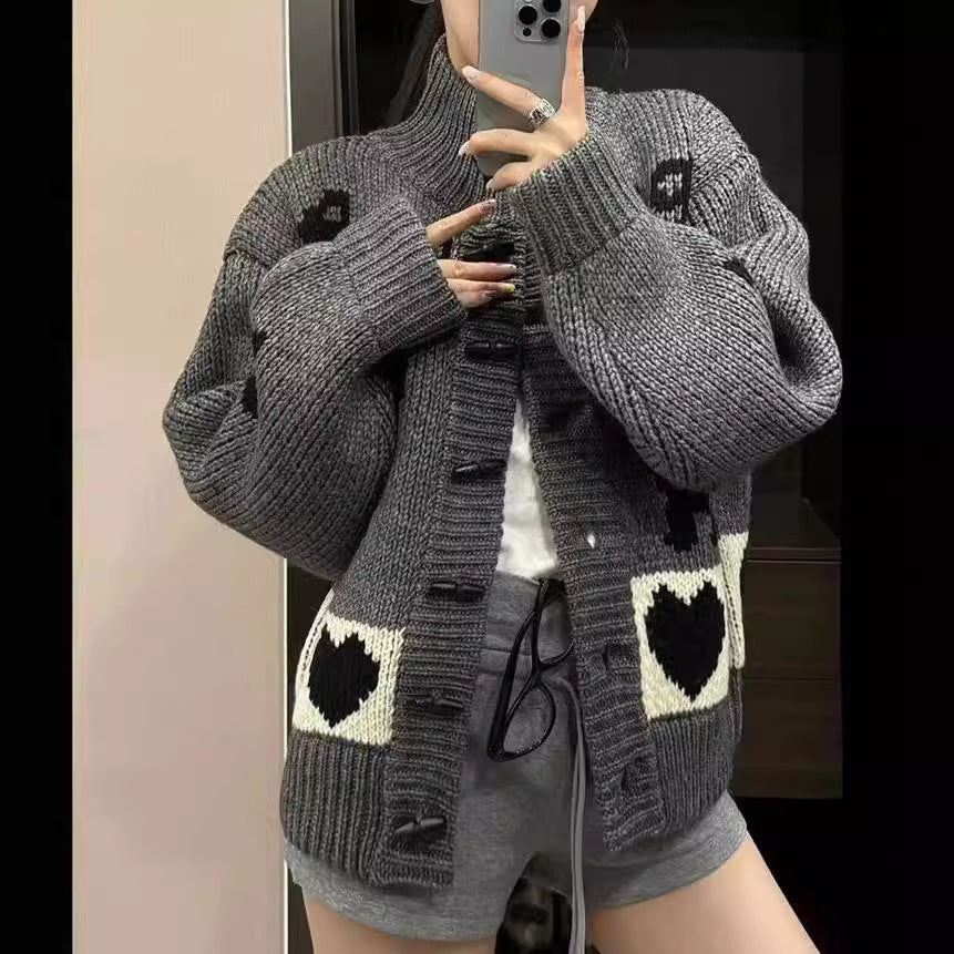 Cardigan femme avec des motifs animaux tendance et col haut Chic & Stil
