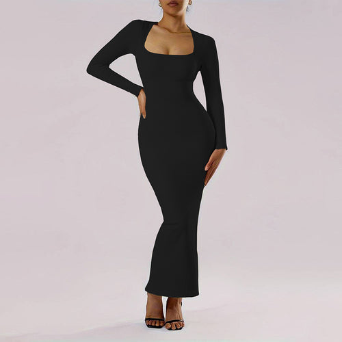 Robe maxi à manches longues pour femmes avec décolleté profond et coupe flatteuse pour la silhouette Chic & Stil