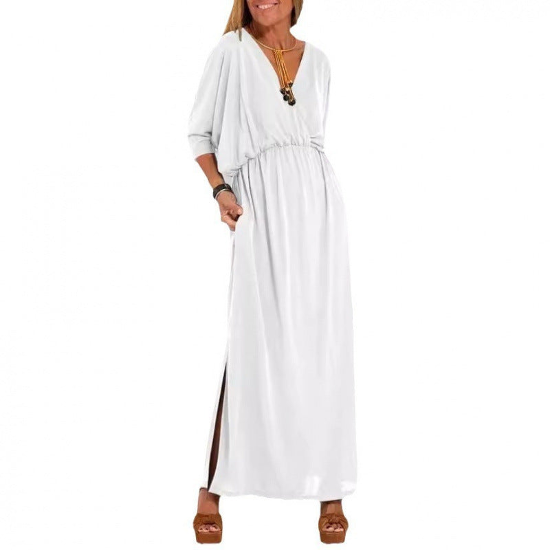 Casual maxi dress for women with V-neck and side slits Lune London