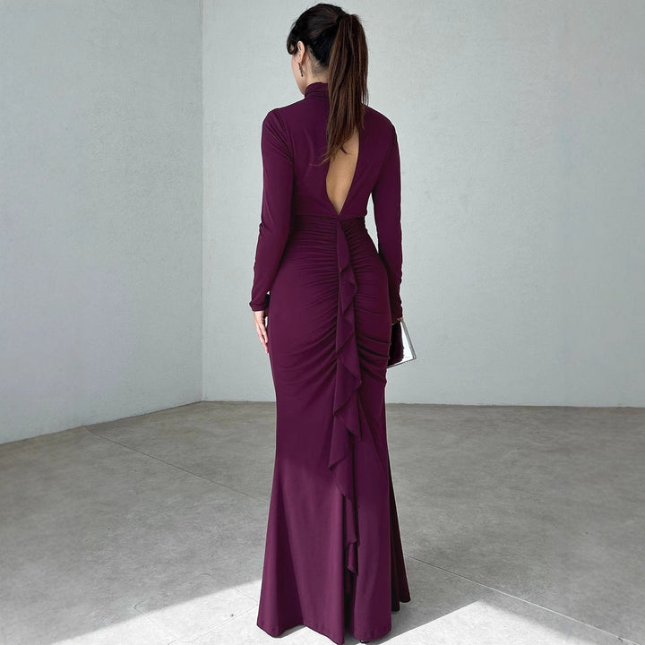 Elegant maxi dress for ladies with a high design and refined gathered elements Lune London