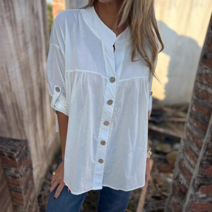 Cotton blouse for women with button closure and comfortable fit Amarae