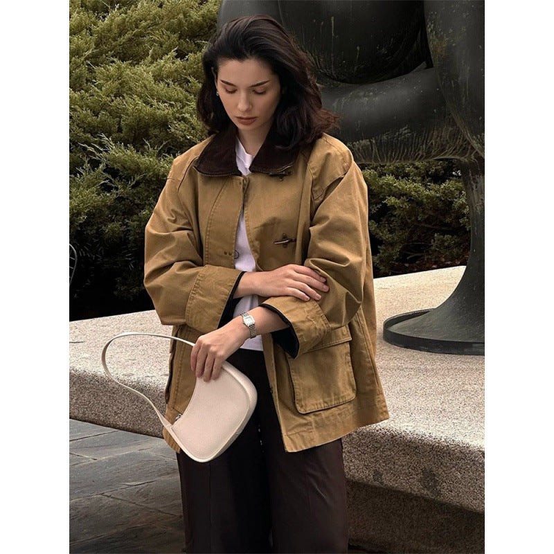 Utility jacket for women with a classic cut and a high collar Lune London
