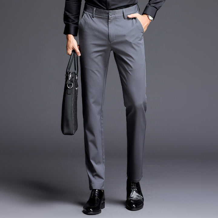 Elegant tailored suit trousers for men with a slim fit and practical pockets Amarae