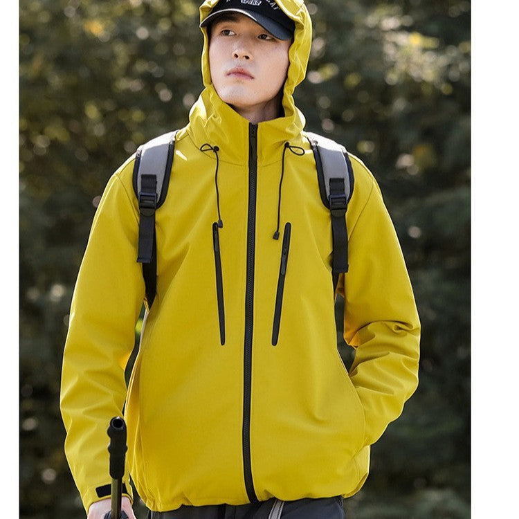 Women's functional jacket with water-repellent material and practical zip pockets Lune London