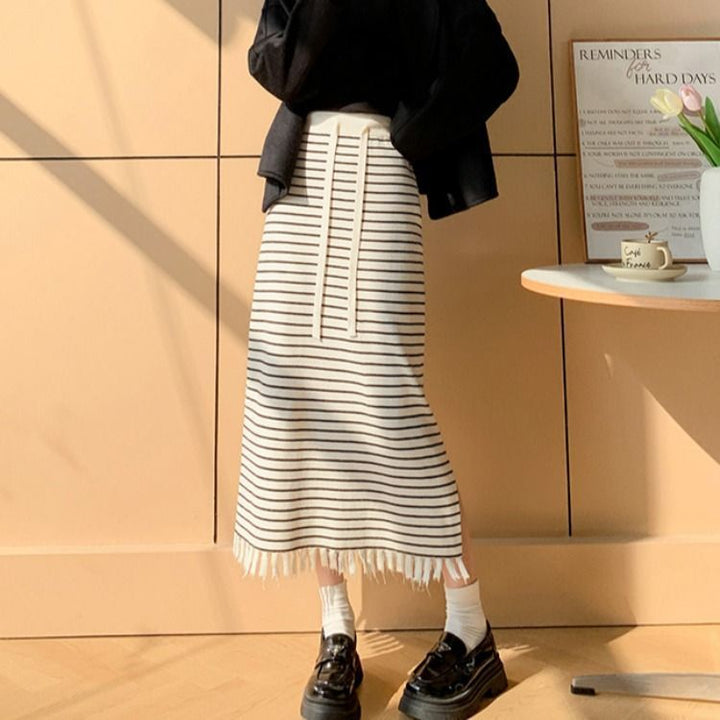 Jupe midi rayée pour femmes avec franges Chic & Stil