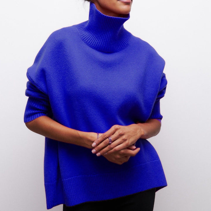 Ladies elegant turtleneck sweater with oversized cut Lune London
