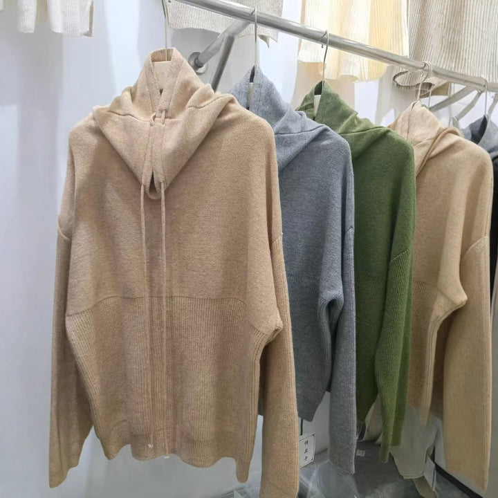 Pull surdimensionné à col haut et détails de lacets pour femmes Chic & Stil