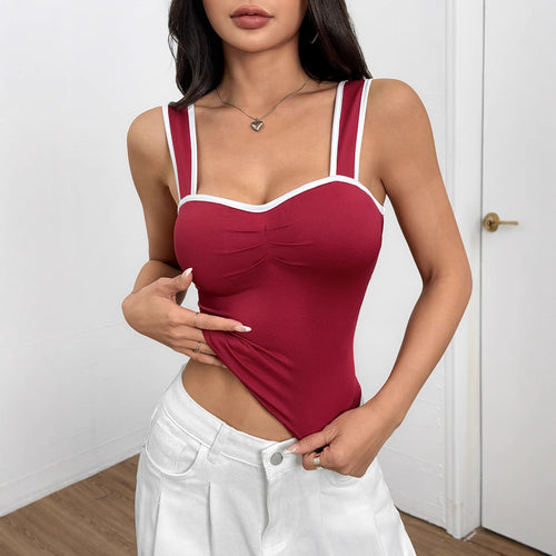 Top ajusté pour femmes avec des détails de bretelles sophistiqués Chic & Stil