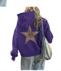Women’s Hoodie with Eye-Catching Leopard Star Design Chic & Stil