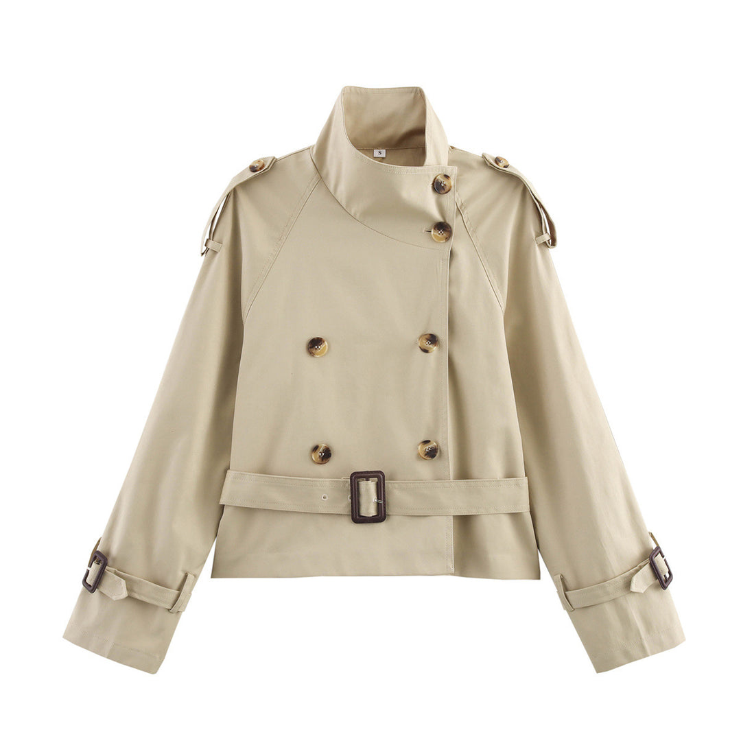 Trendy trench coat for women with unique button details and a modern belt Lune London