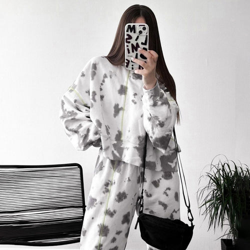 Casual women's set with cozy sweat pants and hoodie Amarae