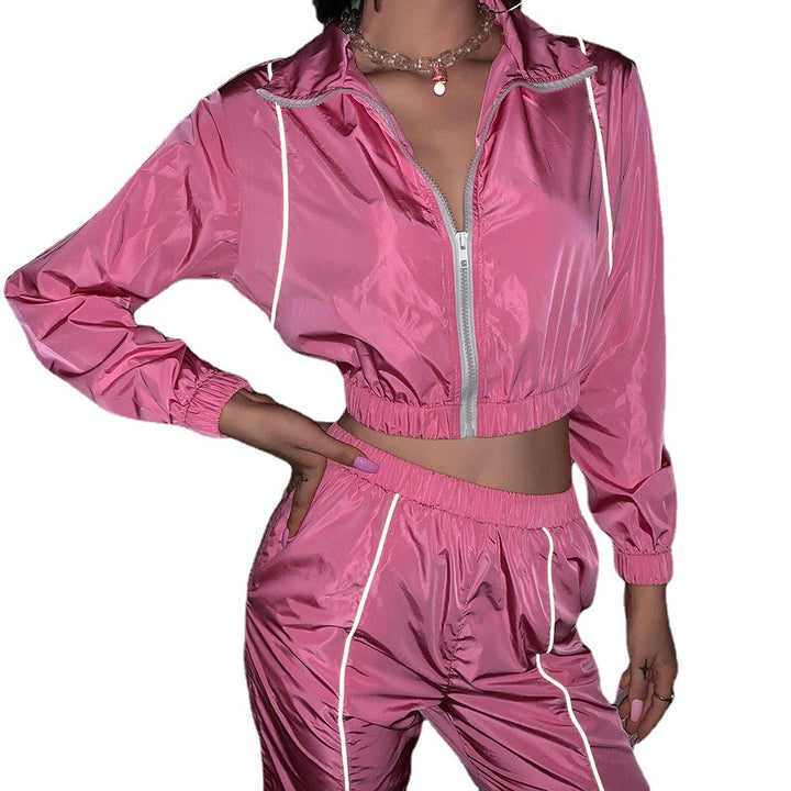 Women's sports training set with reflective details and an elastic waistband Lune London