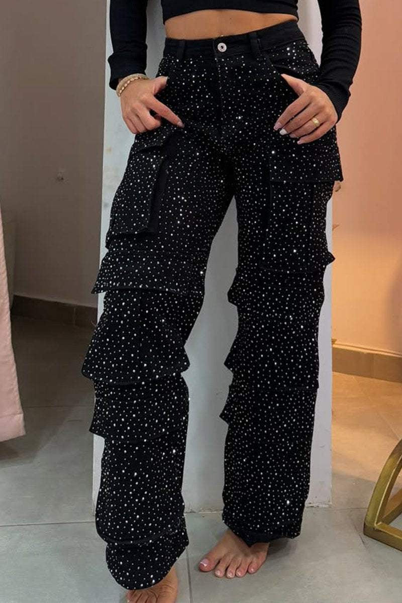 Ladies Cargo Jeans with multiple pockets and relaxed fit Lune London