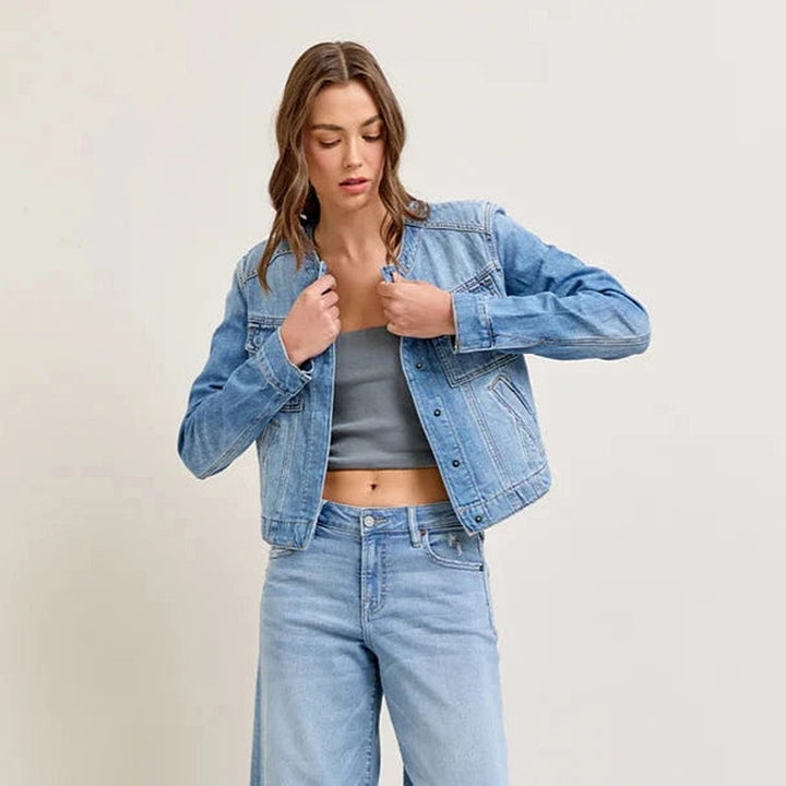 Women's denim jacket in a casual cropped cut with practical pockets and button details Lune London