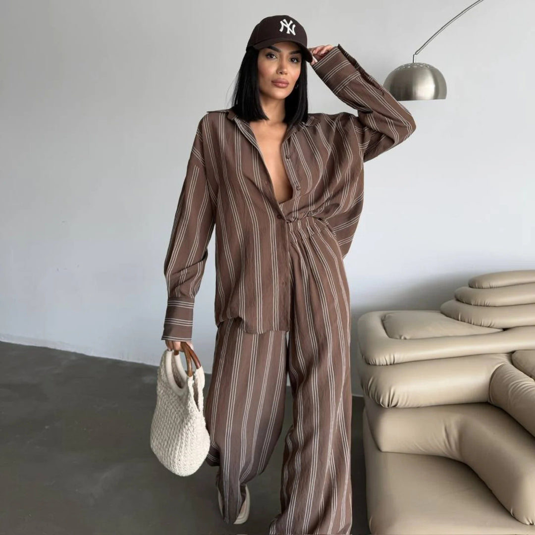 Striped lounge set for women with wide pants and loose blouse Lune London