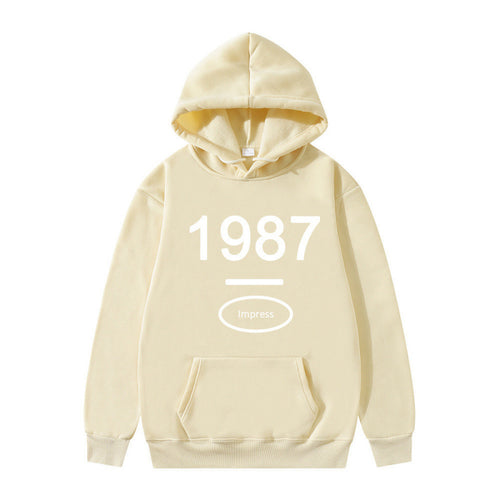 Women's hooded sweatshirt with practical kangaroo pocket design Amarae