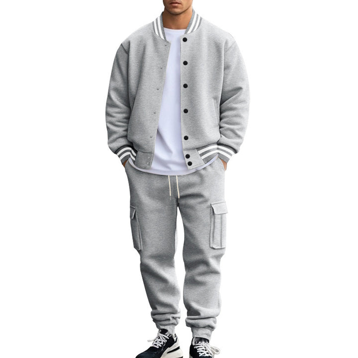 Sports leisure set for men with balloon cut and practical pockets Lune London