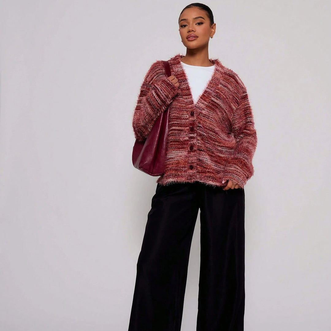 Pull en maille aérienne pour femmes avec décolleté en V profond et couleur dégradée charmante Chic & Stil