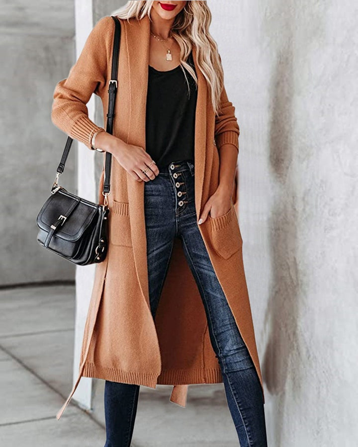 Wool coat for women with a tie belt and large pockets Lune London