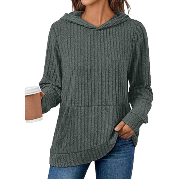 Ladies cozy hoodie with ribbed design and practical kangaroo pocket Lune London