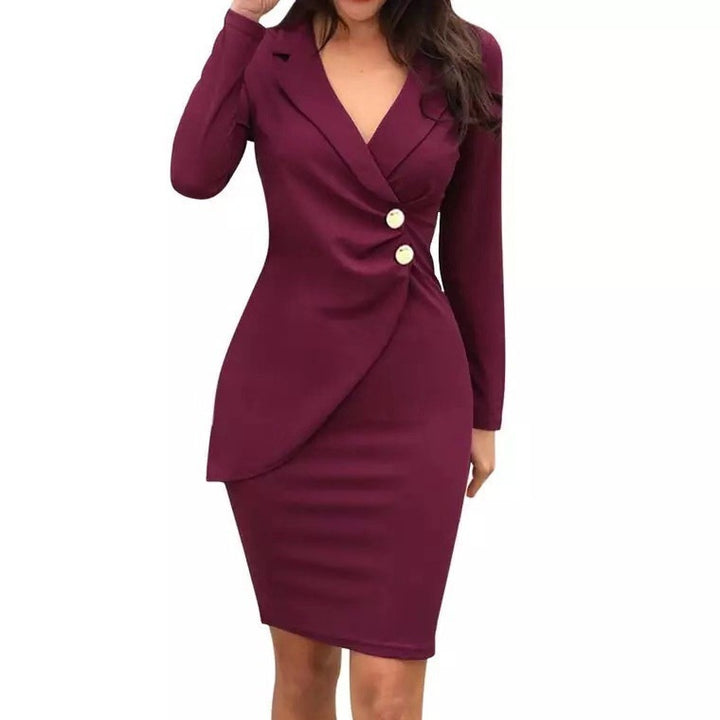 Elegant and fitted sheath dress for women with button details Lune London